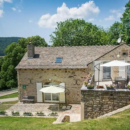 Holiday home Du Au Cayre